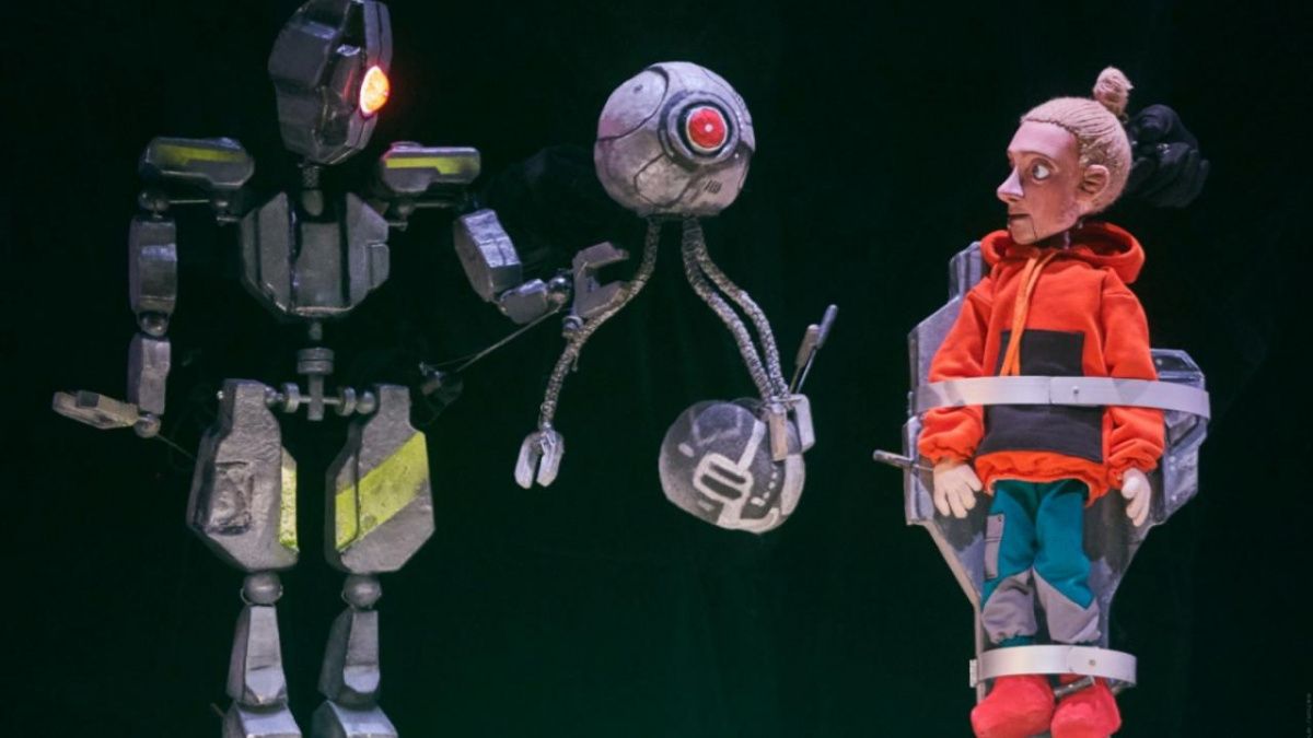 В Новосибирском театре кукол прошла премьера спектакля о компьютерной безопасности