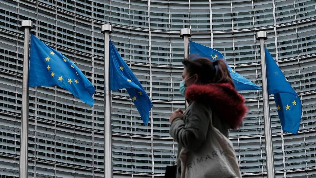 Российских дипломатов попросили наладить отношения с институтами Евросоюза