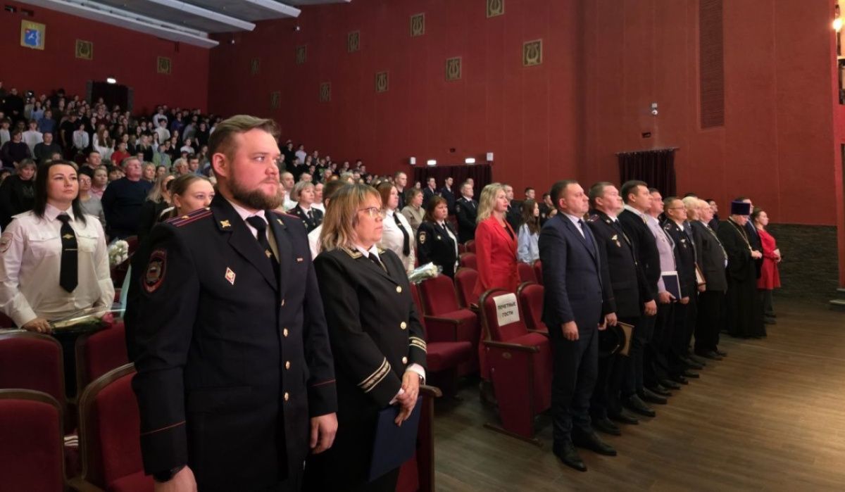 В Чайковском отметили День сотрудника органов внутренних дел торжественным мероприятием