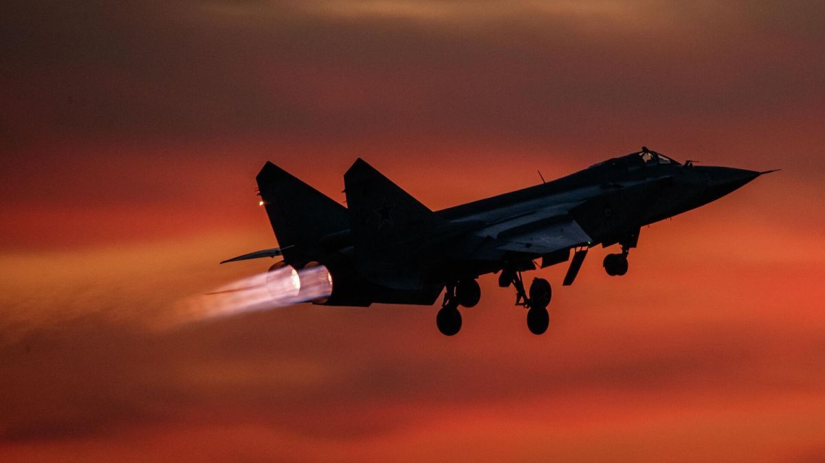 Минобороны назвало причину закрытия аэропорта Пулково