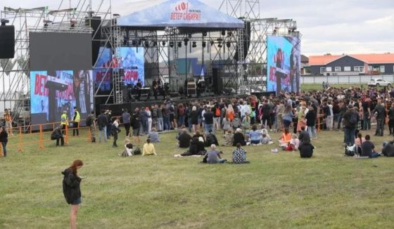 На организаторов новосибирского рок-фестиваля «Ветер Сибири» подали судебные иски