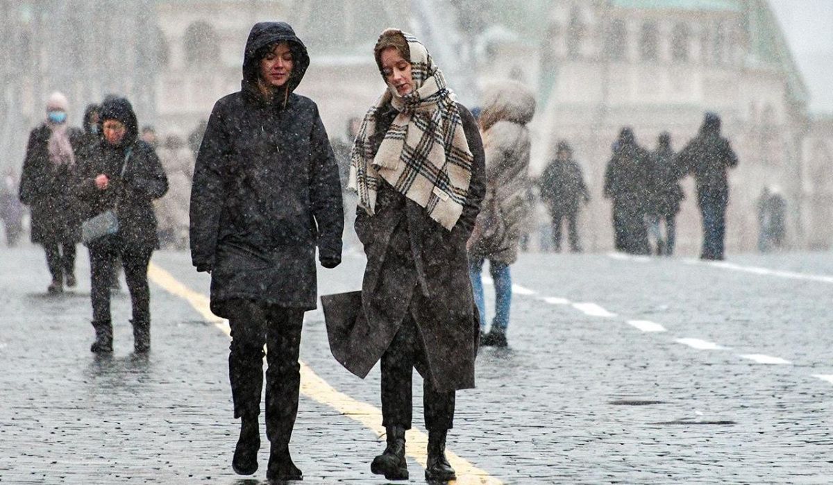 Погода на выходные: в Москве ожидаются дождь и мокрый снег