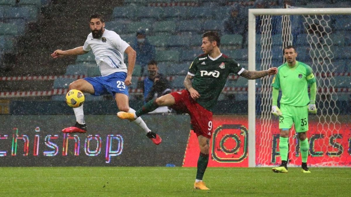 «Для меня непонятно, зачем мы выходили на поле в первом тайме»: Николич прокомментировал поражение «Локомотива» в матче с «Сочи»