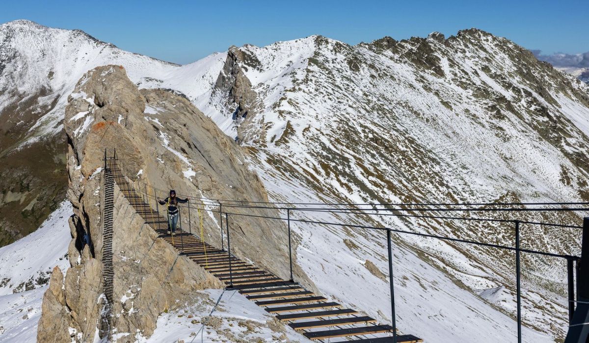 На курорте &quot;Архыз&quot; открылся самый высокий подвесной мост в России