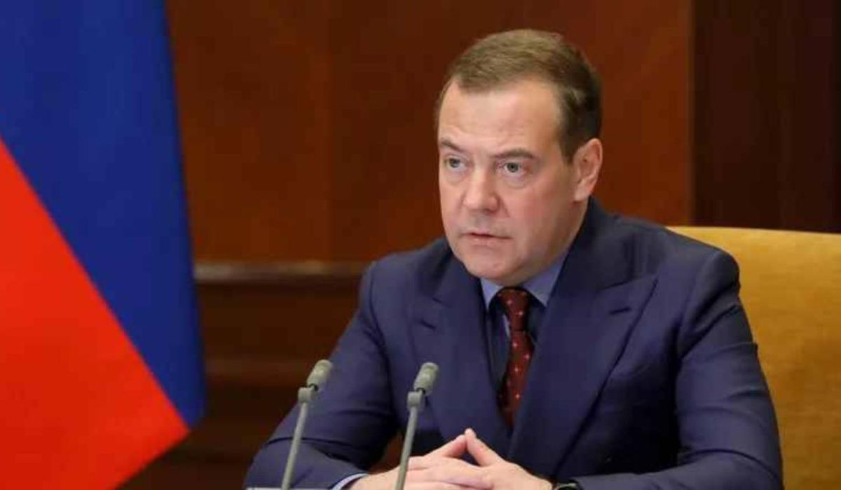 Медведев об атаке ВСУ на КТК: &quot;Бешеное животное укусило хозяина&quot;