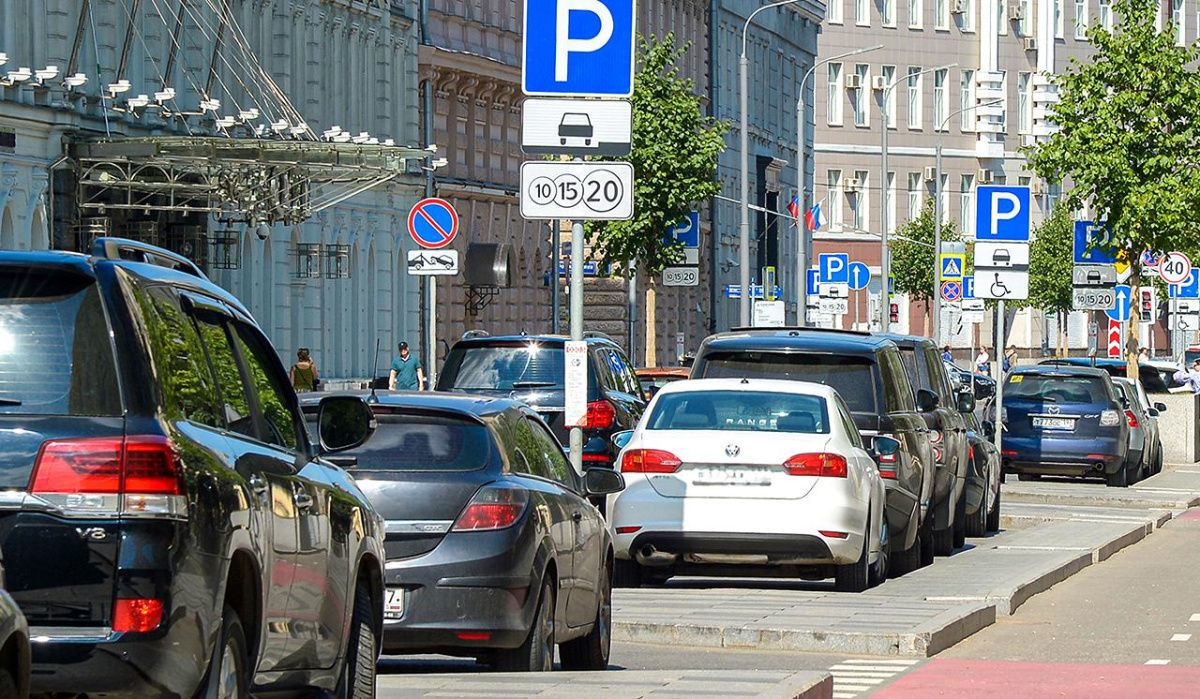 Автомобилисты Новосибирска могут предъявлять водительские права в электронном виде