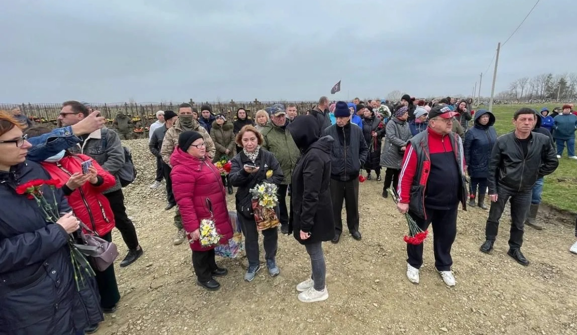 «Поддержка нужна и важна»: Пригожин поблагодарил жителей Бакинской от лица бойцов ЧВК «Вагнер»