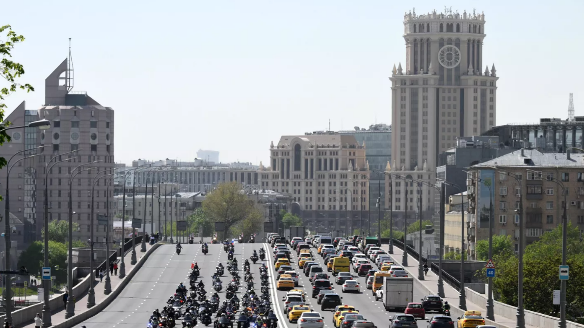 В центре Москвы прошел мотопарад в честь открытия сезона