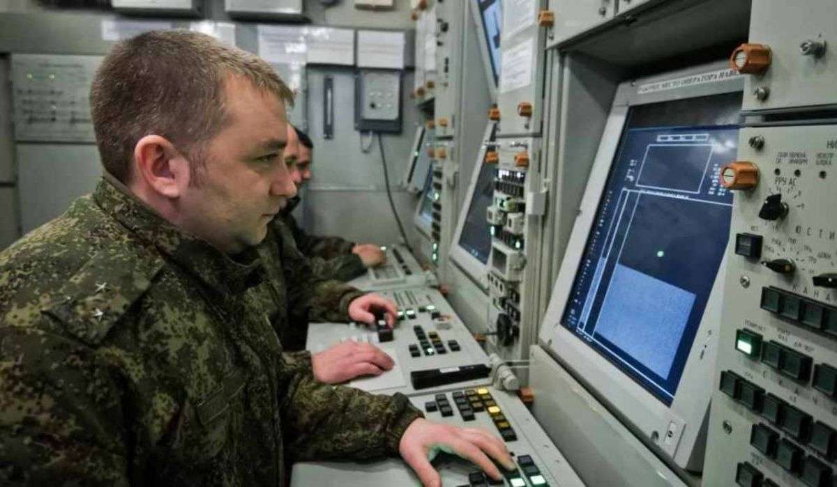 19 беспилотников сбиты над Москвой