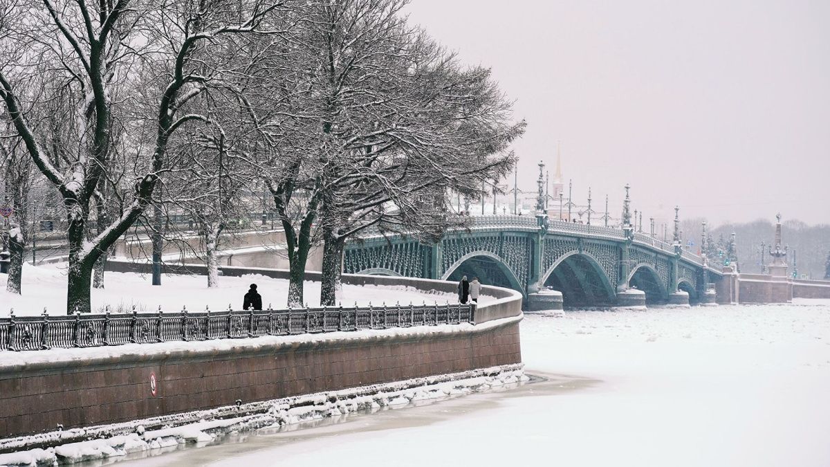 В Петербурге продлили «желтый» уровень опасности