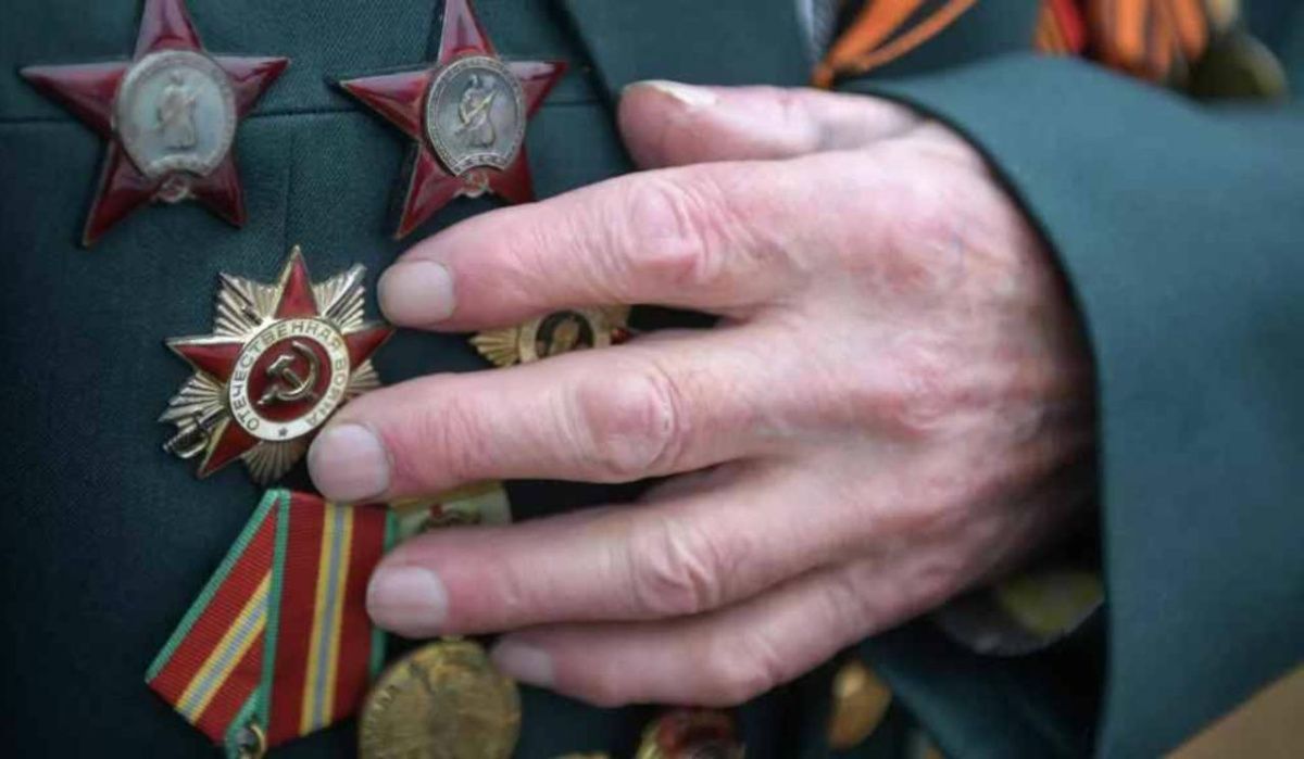 Ветераны и блокадники из 10 стран прибыли в Петербург на 80-летие Победы